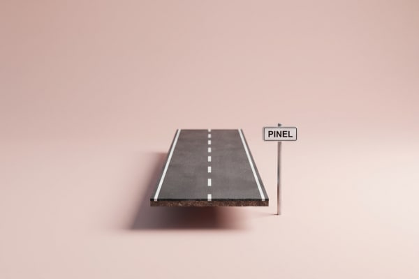 Une route qui s'arrête avec un panneau Pinel
